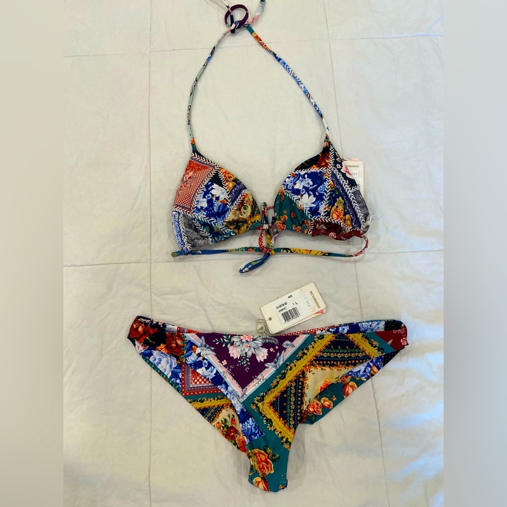 Beautiful Agua Bendita NEW Bikini with tags, never used.